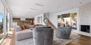 8737 Saint Ives Drive Gallery 3