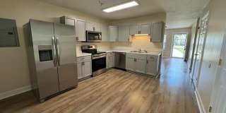 550 Date Palm Circle Gallery 19