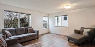 10511 Midvale Ave N Gallery 2