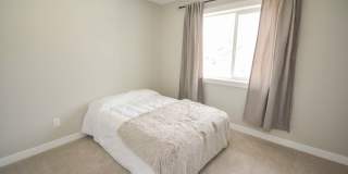Bright & modern main floor living in newer home! Gallery 10