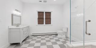 122 Helen Court Gallery 29
