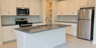 Stunning 3-Bedroom + Den Townhome for Rent in Lutz! Gallery 5