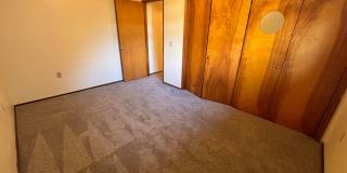 Water & Sewer Paid- 3 Bedroom 1 Bath Duplex Gallery 23