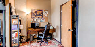 1860 North Washington Street - 410 Gallery 9
