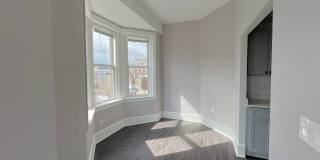306 W Franklin Gallery 32