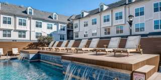 Harbor Pointe Gallery 114