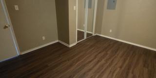 707 Devonian Drive Gallery 14