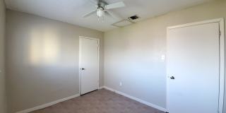 918 Hampton Gallery 8