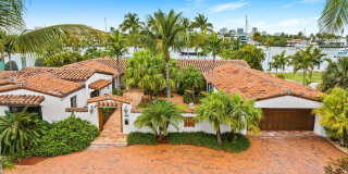 1511 E Lake Drive Gallery 3
