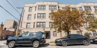 North Lincoln Square - 2 Bed / 1 Bath - In Unit Laundry Gallery 1