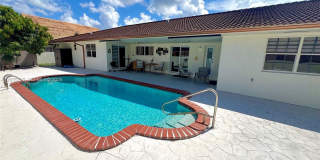 18701 Wentworth Drive, Hialeah, FL 33015 - 2917 Gallery 1
