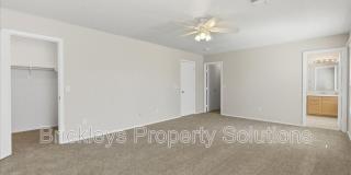 2413 E Hazeltine Way Gallery 20