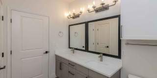 Fitzhugh Urban Flats Gallery 8