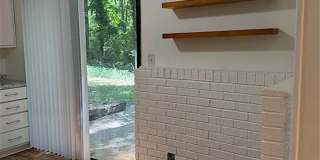 Room in 2 Bedroom Home at Wedgewood Dr Gallery 17