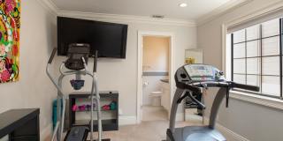 Exquisite Tree Section Home with A/C Gallery 28