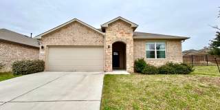 Light‑Filled 4 Bedroom, 2 Bath Home with Deck  Fenced Backyard Gallery 1