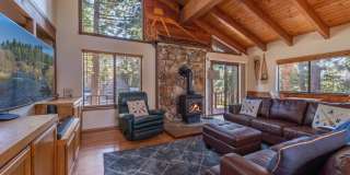 WINTER SKI LEASE:  Hot Tub, Pet Friendly, Sleeps 10, Near Northstar Gallery 1
