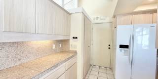 AVAILABLE NOW!! 3 Bedroom 2.5 Bathroom House in Palm Springs! Gallery 10