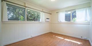 Rarely Available 3BA/2BA/3-4 Pkg SF in Aiea Heights Gallery 24