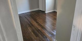 624 West 44th Place Gallery 6