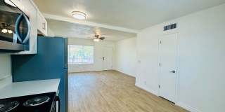 4424 Bellevue Newly Renovated Apartments with All Appliances Included! Gallery 15