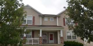 Spacious 3-Bedroom Townhome in Ankeny – Convenient Location! Gallery 1