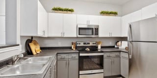 Renew Jordan Creek Gallery 1