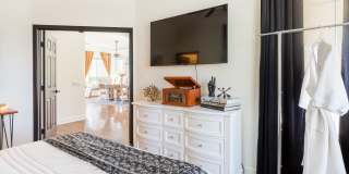 79818 Parkway Esplanade South Gallery 19