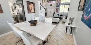 2105 NE 38th Rd Gallery 21