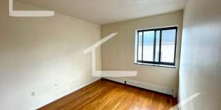 Well Lit 2 bed Gallery 7