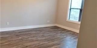 1009 Fairview Avenue Gallery 12