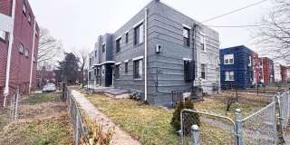 4630 HILLSIDE Road SE Gallery 28