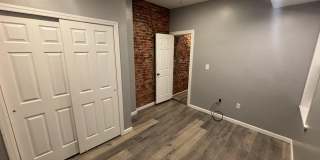 1717 FONTAIN Street Gallery 8