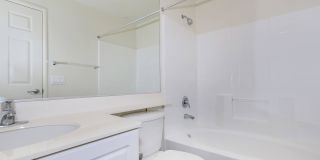 Laurel Glen Apartment Homes Gallery 32