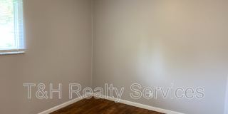3030 Roberta Drive Gallery 9