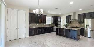 !!!NOW AVAILABLE!!! Beautiful 4-Bedroom PET FRIENDLY Home for Rent in RANDAL PARK! Gallery 36