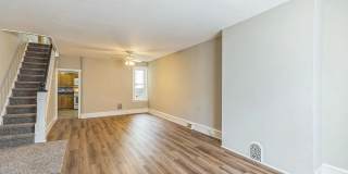 Spacious & Updated Grays Ferry Rowhome Near Parks and Center City — Accepting ALL PHA voucher holders Gallery 5
