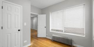 6101 S Langley Ave Gallery 10