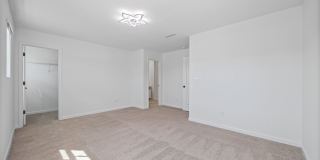 Beautiful 3-bed, 2.5 bath end unit townhome in Penley Place of Clover! Gallery 24
