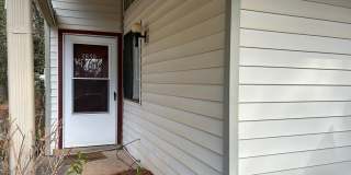 Updated 1 Bedroom 1 Bath Condo in Well Maintained HOA Community Gallery 1