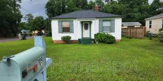 109 NW Gilliland Rd Gallery 1