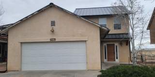 3 bedroom/2.5 bath home Gallery 1