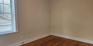 Belmont-Cragin One Bed/1 Bath! Cats welcome **Income Guidelines Apply** Gallery 9