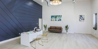 Brinkley Manor Gallery 8