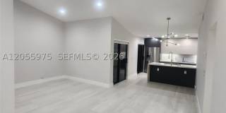 6376 NW 170th Ln Gallery 10