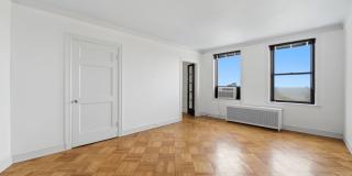 2000 N Lincoln Park W Gallery 5