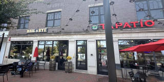9 W Quincy Street Gallery 1