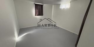1921 3rd Ave NE Gallery 8