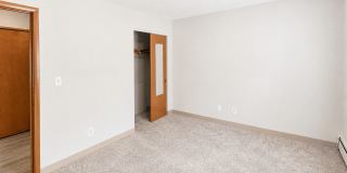 Richfield Square Apartments Gallery 19