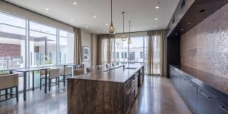 Eighteen25 Downtown Gallery 23